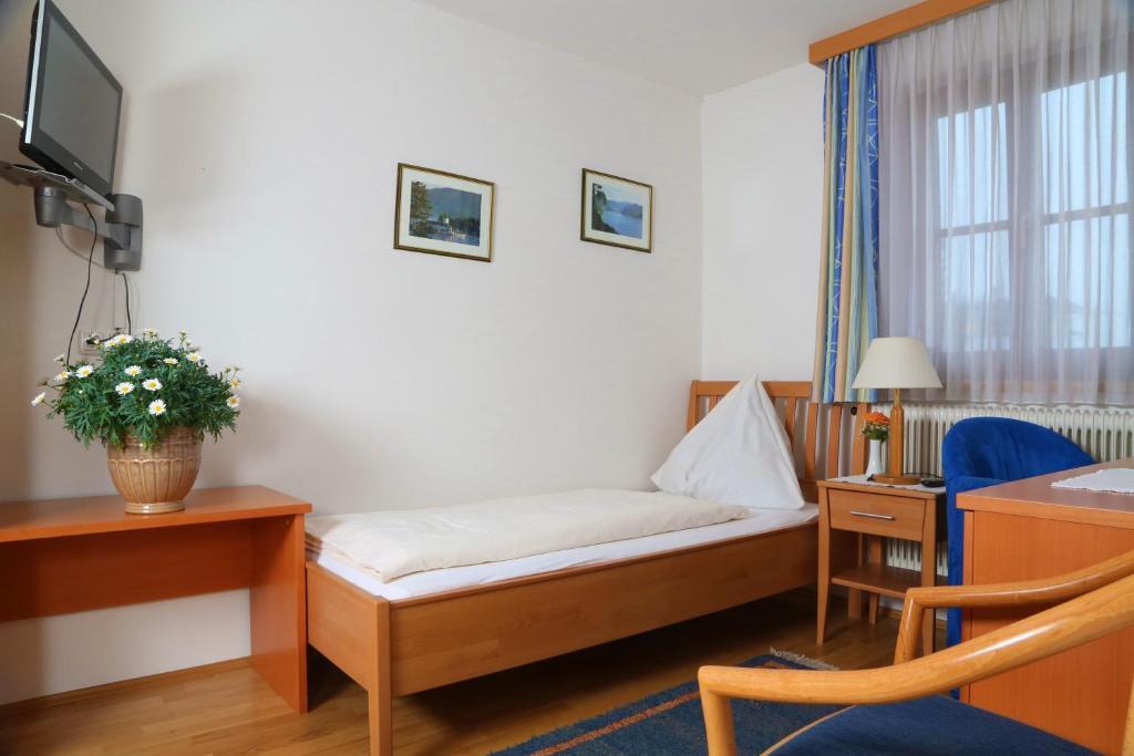 Gasthof Engelhof Gmunden Δωμάτιο φωτογραφία
